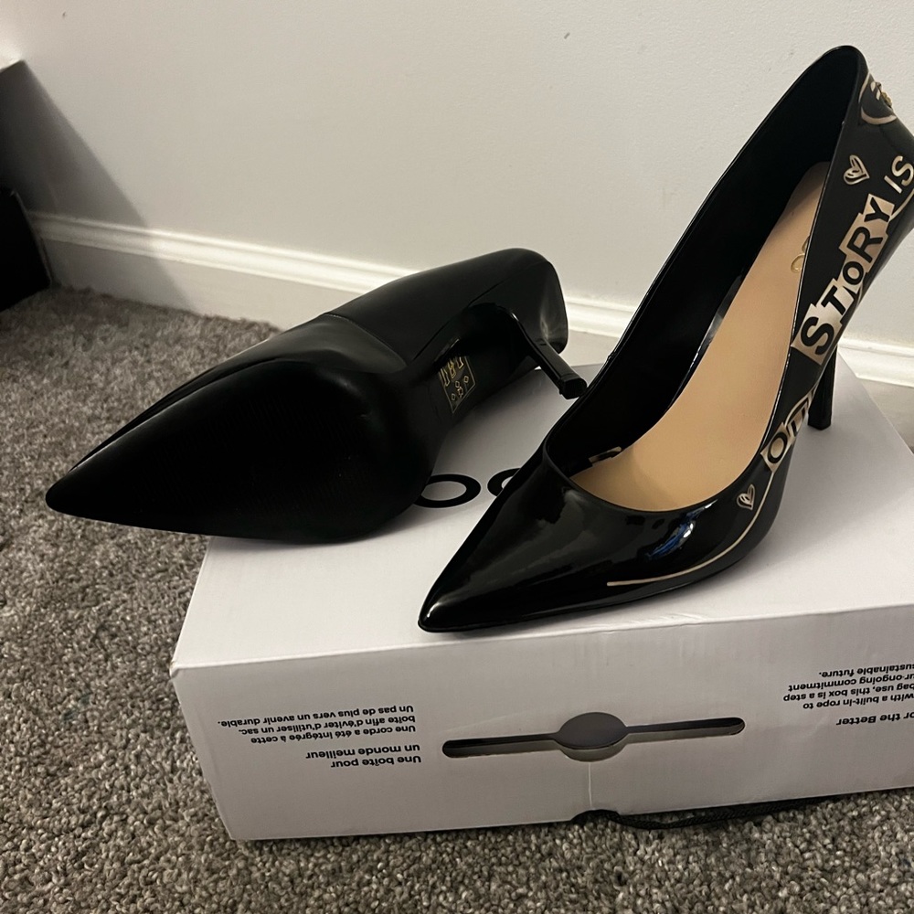 Woman’s shoes